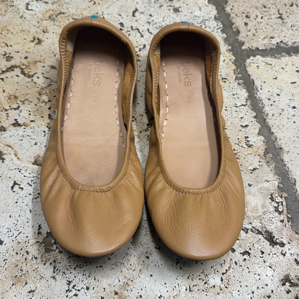 TIEKS CAMEL